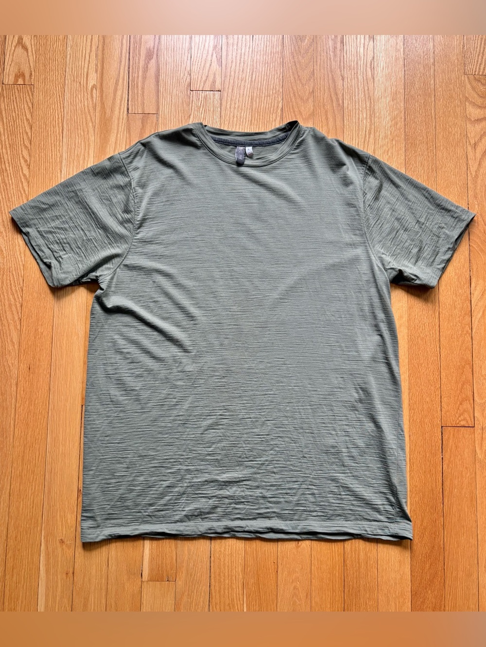 Ibex Men’s Merino Wool Short Sleeve Shirt Large Green Solid
